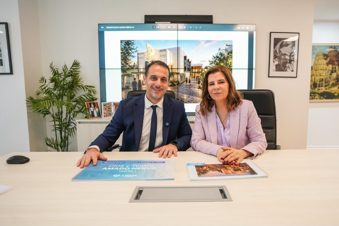 JULIÁN ÁLVAREZ ANUNCIÓ EL INICIO DE LAS OBRAS DEL TEATRO AMADO NERVO